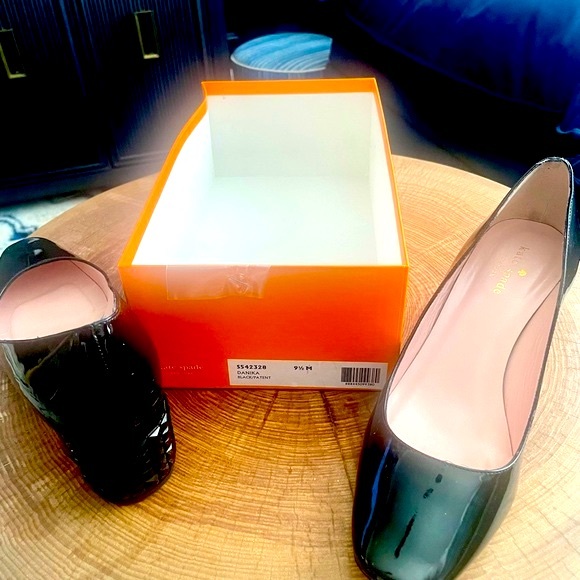 Style EGDE! Kate Spade NY- DANIKA- Black/Patent Crystal-stud block heels 9.5M - Picture 8 of 11